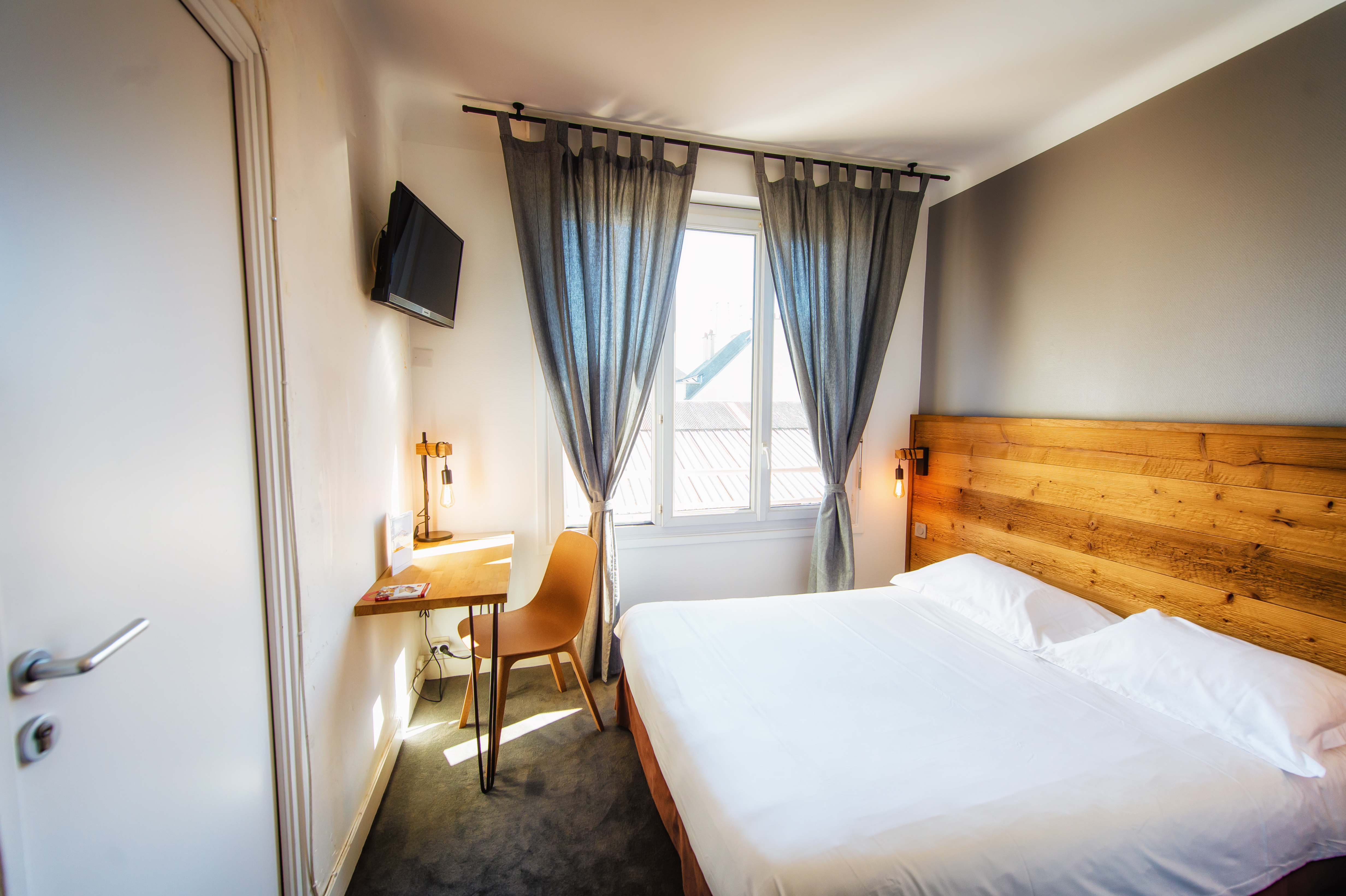 Hotel Victor Hugo lorient chambre-hotel-lorient-tv-internet